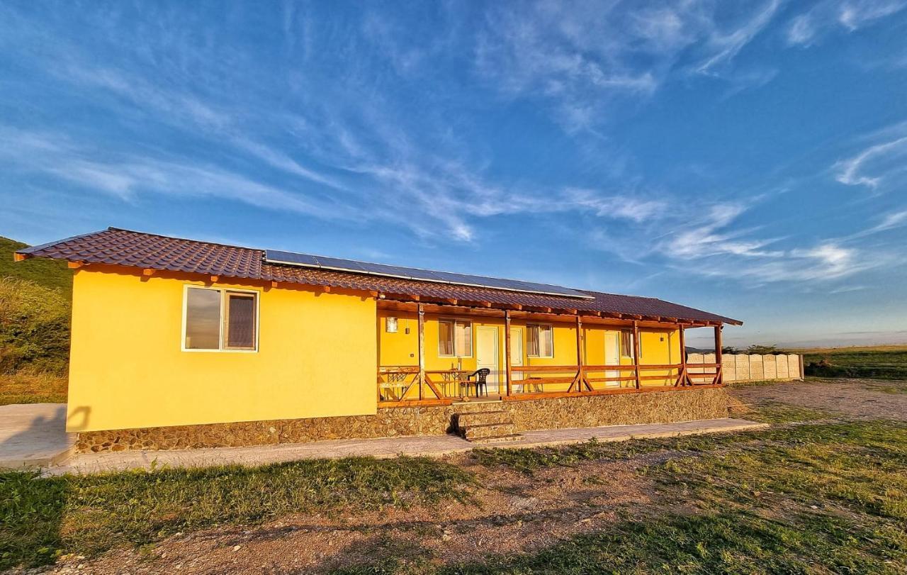 Cabana Varad Coronini Moldova Veche ภายนอก รูปภาพ