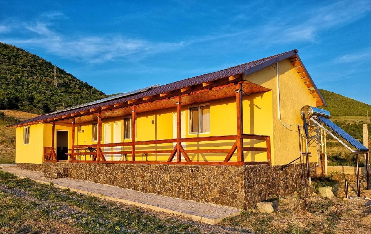Cabana Varad Coronini Moldova Veche ภายนอก รูปภาพ