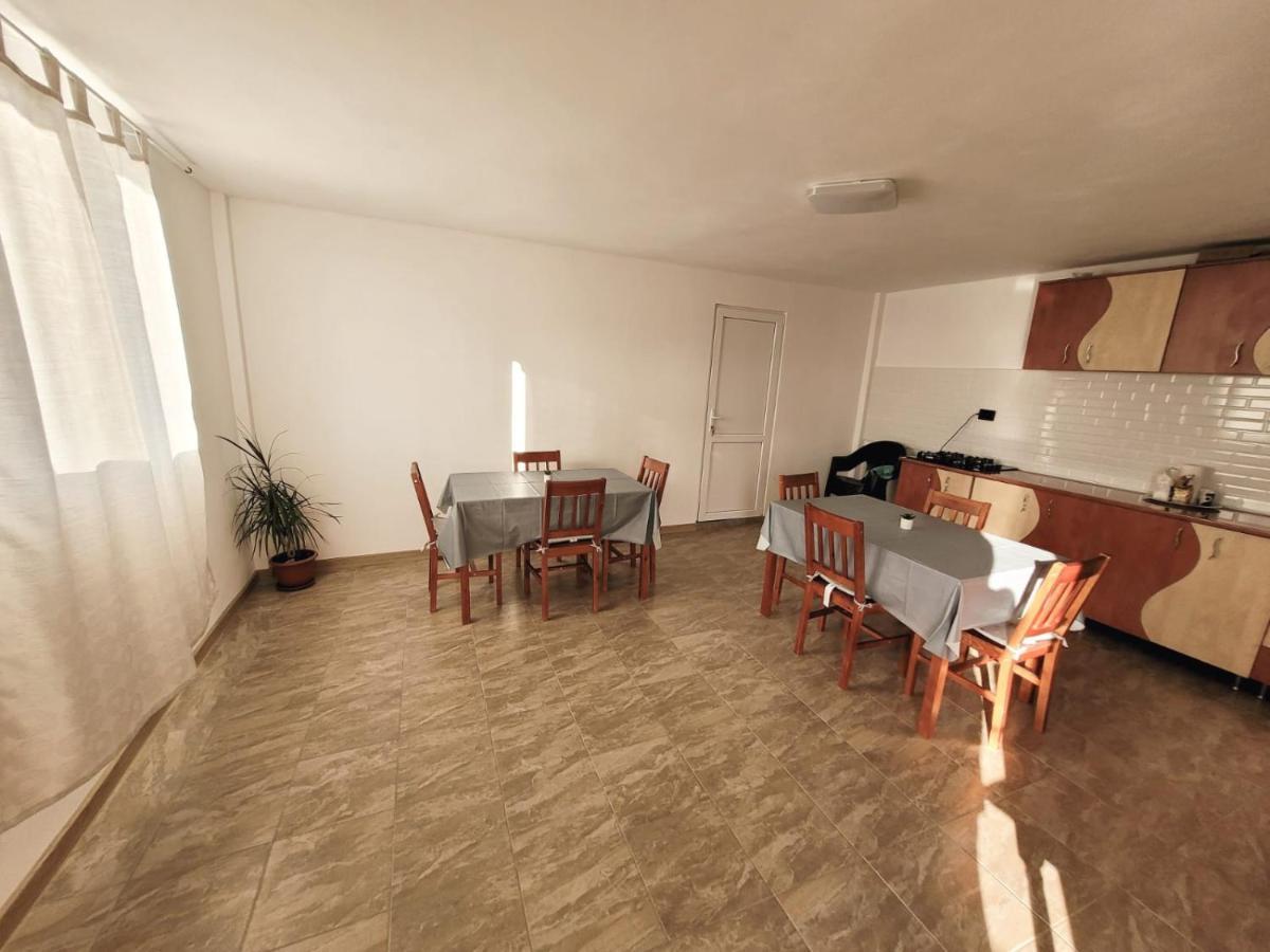 Cabana Varad Coronini Moldova Veche ภายนอก รูปภาพ
