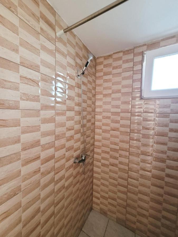 Cabana Varad Coronini Moldova Veche ภายนอก รูปภาพ