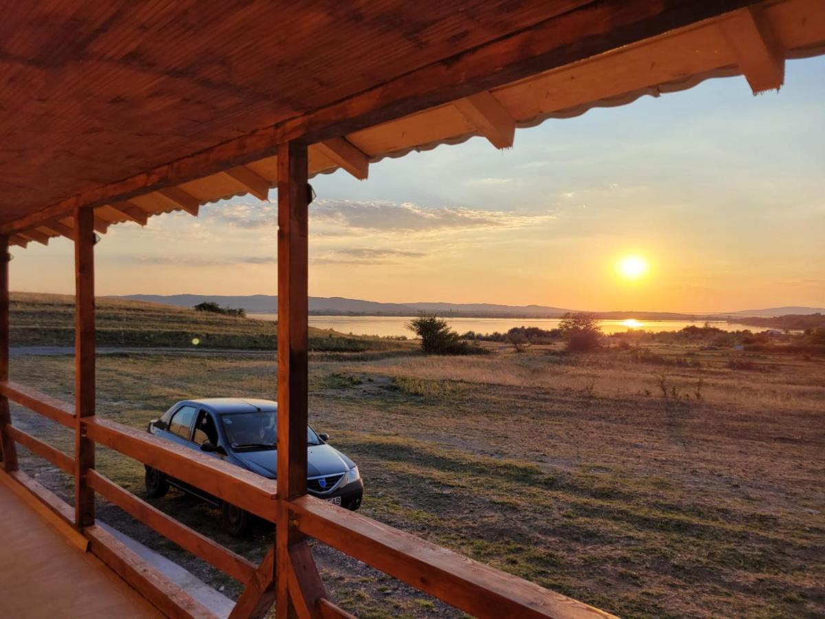 Cabana Varad Coronini Moldova Veche ภายนอก รูปภาพ